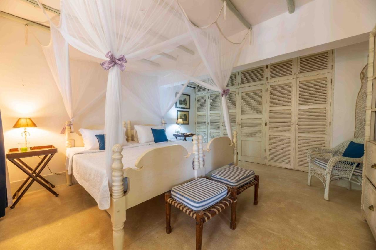 Diamond Haven In Apartment *